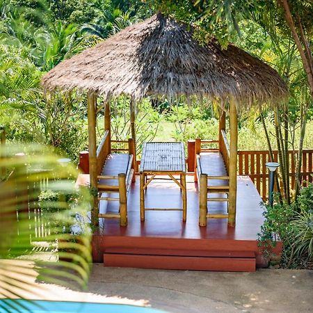 Villa Siam Lanna At Kantiang Bay Koh Lanta Exterior foto